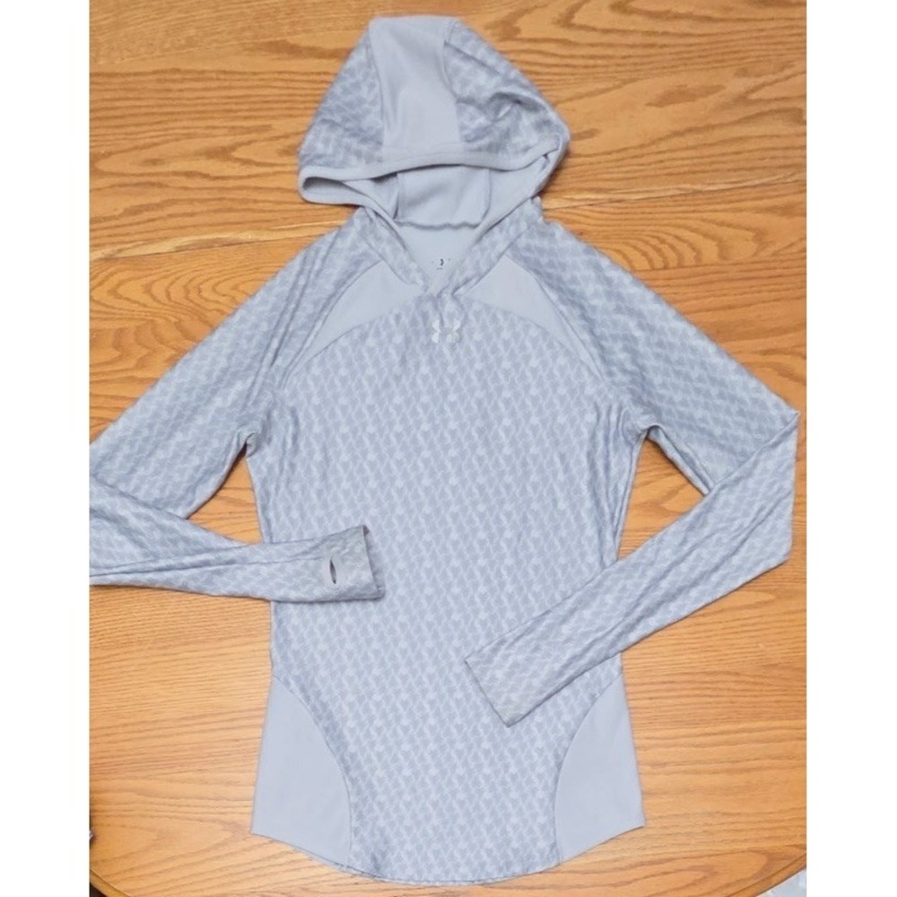 Under Armour Cold Gear Women's Gray Long Sleeve Hoodie Shirt Size Large